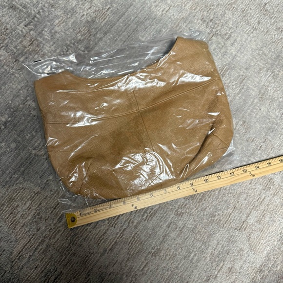 Vintage Genuine Leather Hobo Bag Tan Color Zippered Pocket Made in Mexico - Picture 7 of 8